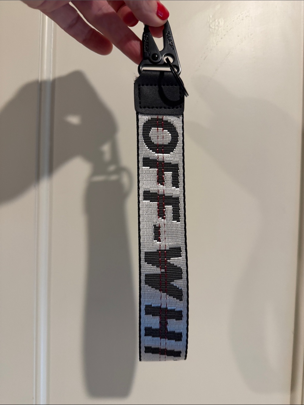 Off White / Virgil Abloh key holder